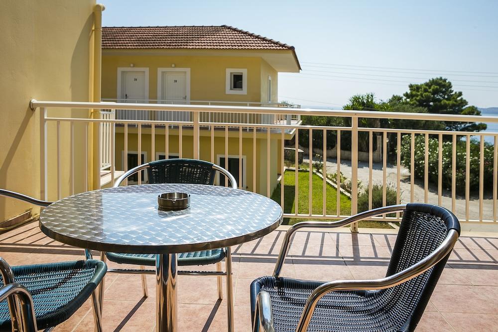 Lassi Hotel Экстерьер фото